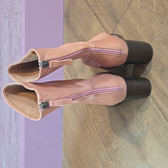 Free People Elle Block Heel Boots EUC - Picture 3 of 8